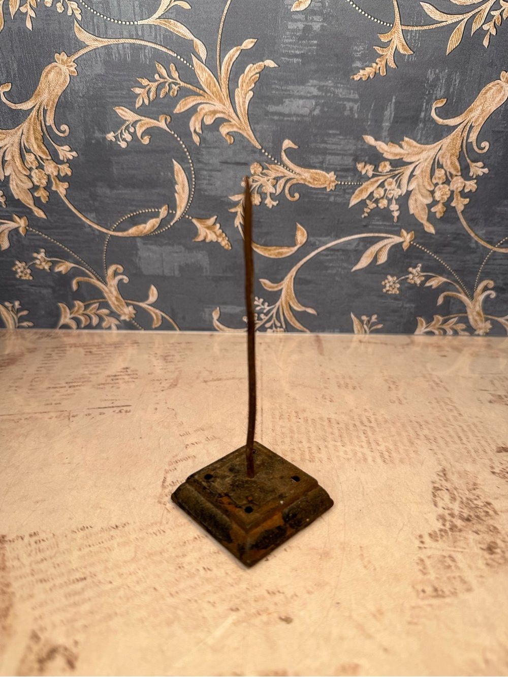 Antique Cast Iron Receipt Spike Paper Holder Primitive Desk Bill Spear Rusty